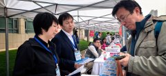 一一进行清晰、具体的解答；取百余所沉点高校